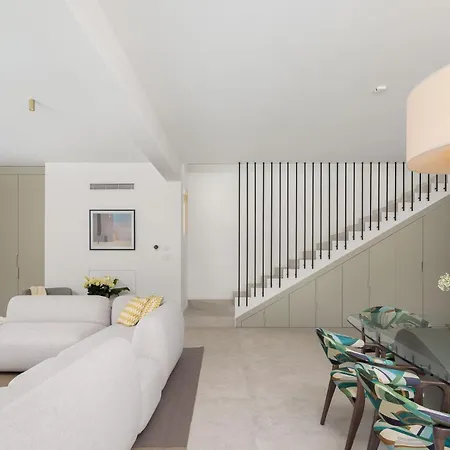 New Luxury Seaside Lemon Tree M With Heated Pool & Sea View & Parking Villa *